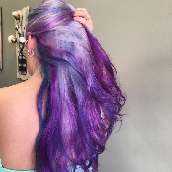 Meet your Posher, Gretchen - Picture 1 of 1